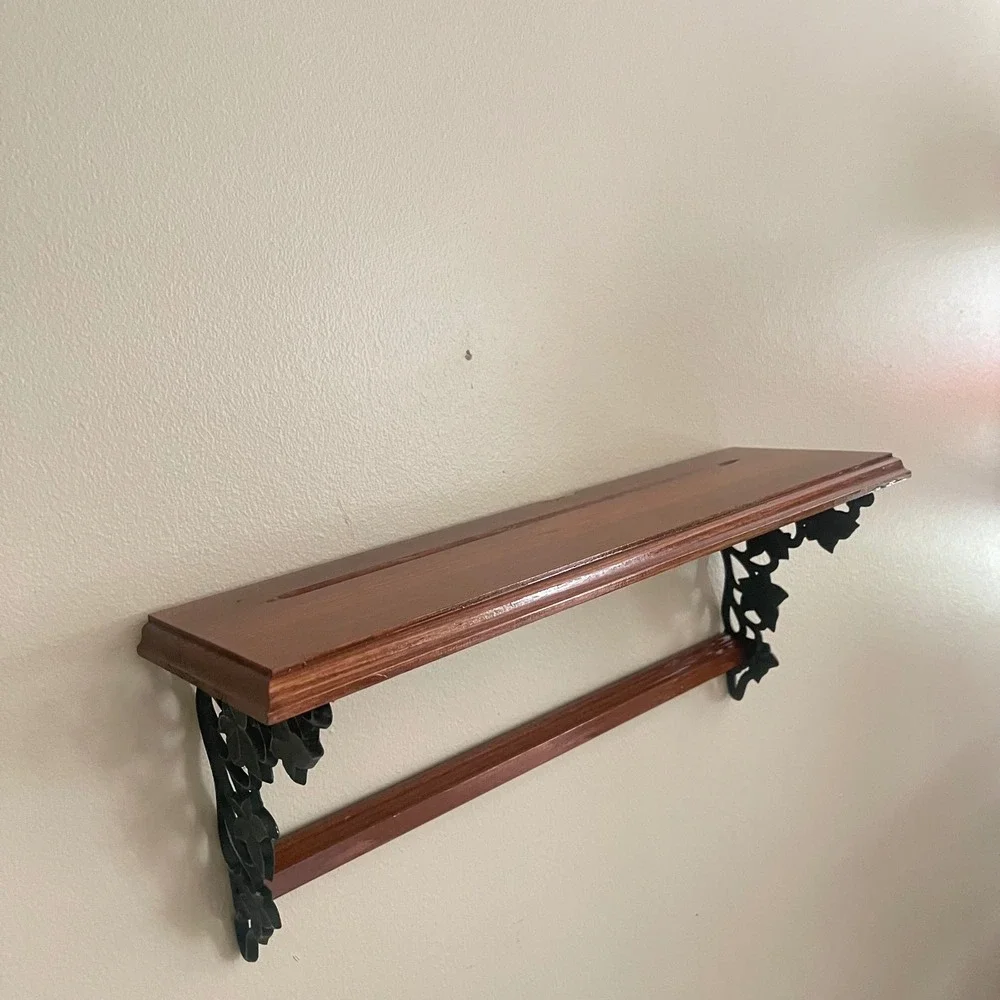 Vtg Wooden Wall Display Shelf ivy Cottage Farmhouse Trinket 18